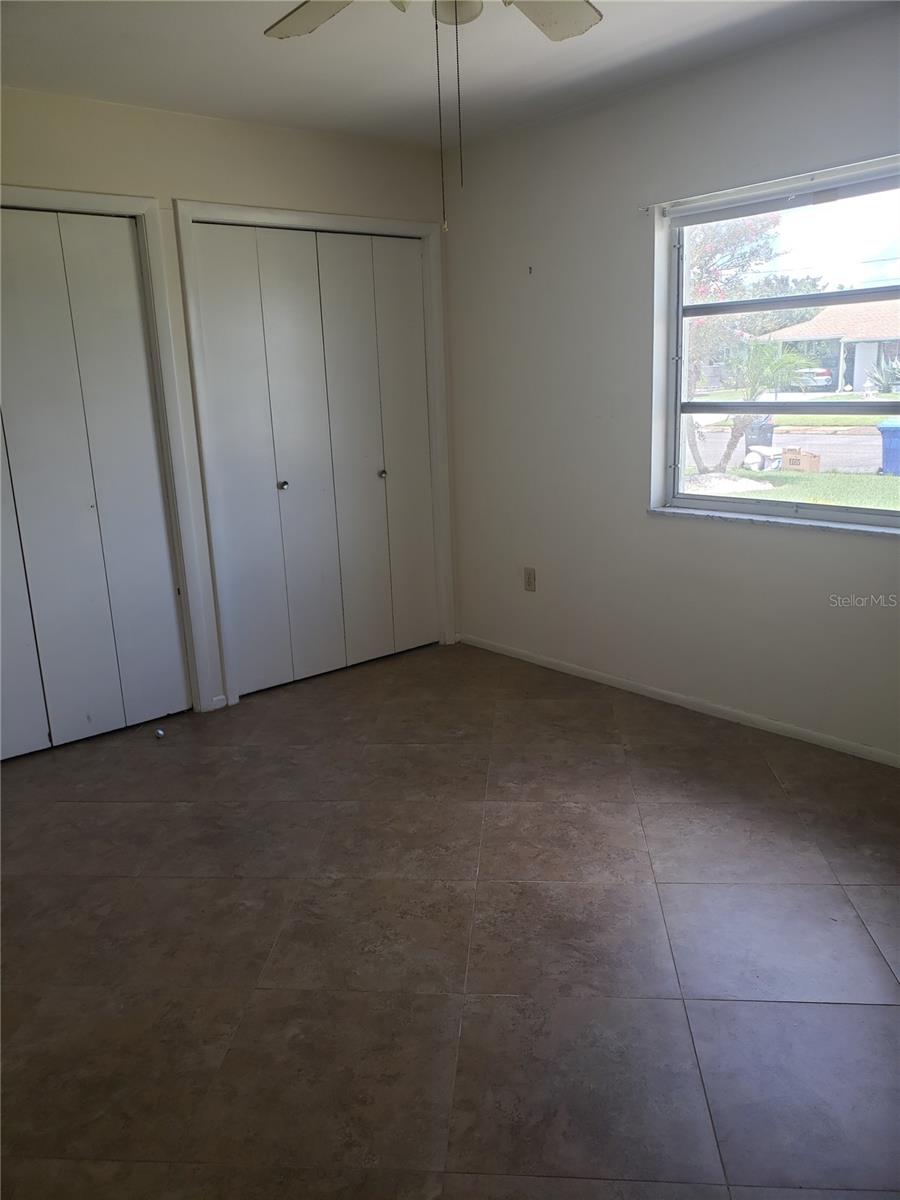 Image 7 of 12 For 714 Indian Wells Avenue