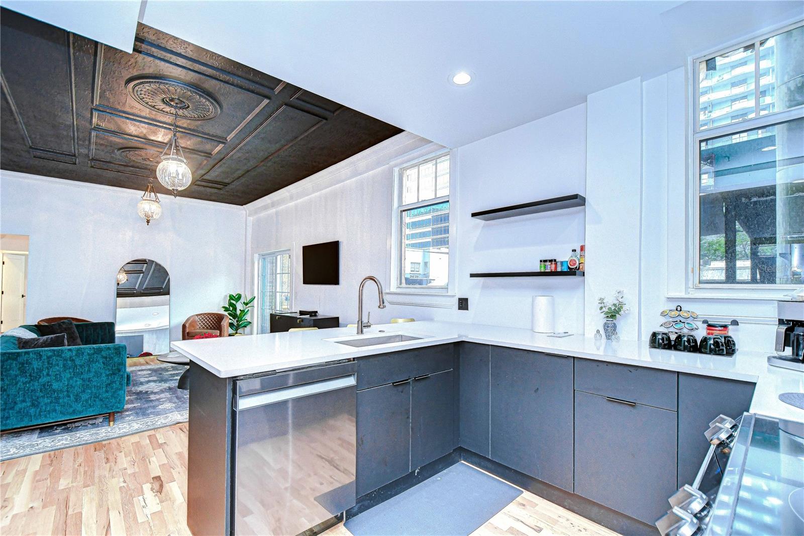 Image 10 of 28 For 215 Central Avenue 2b