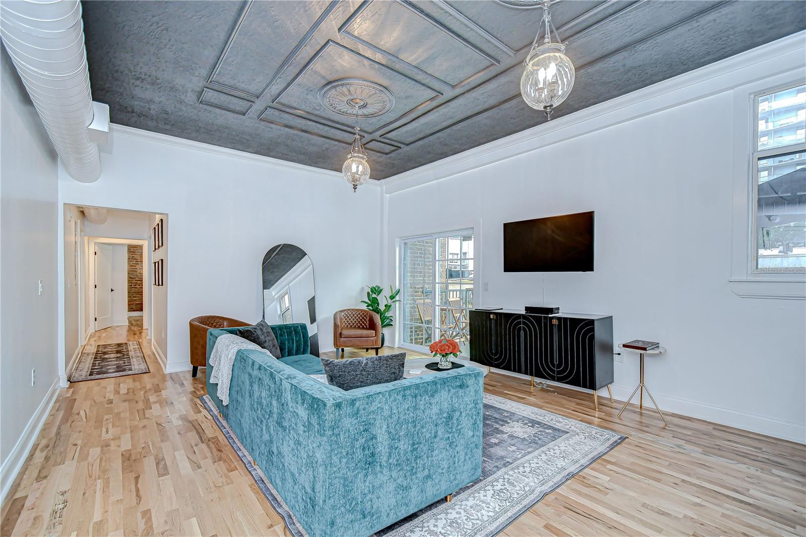 Image 13 of 28 For 215 Central Avenue 2b