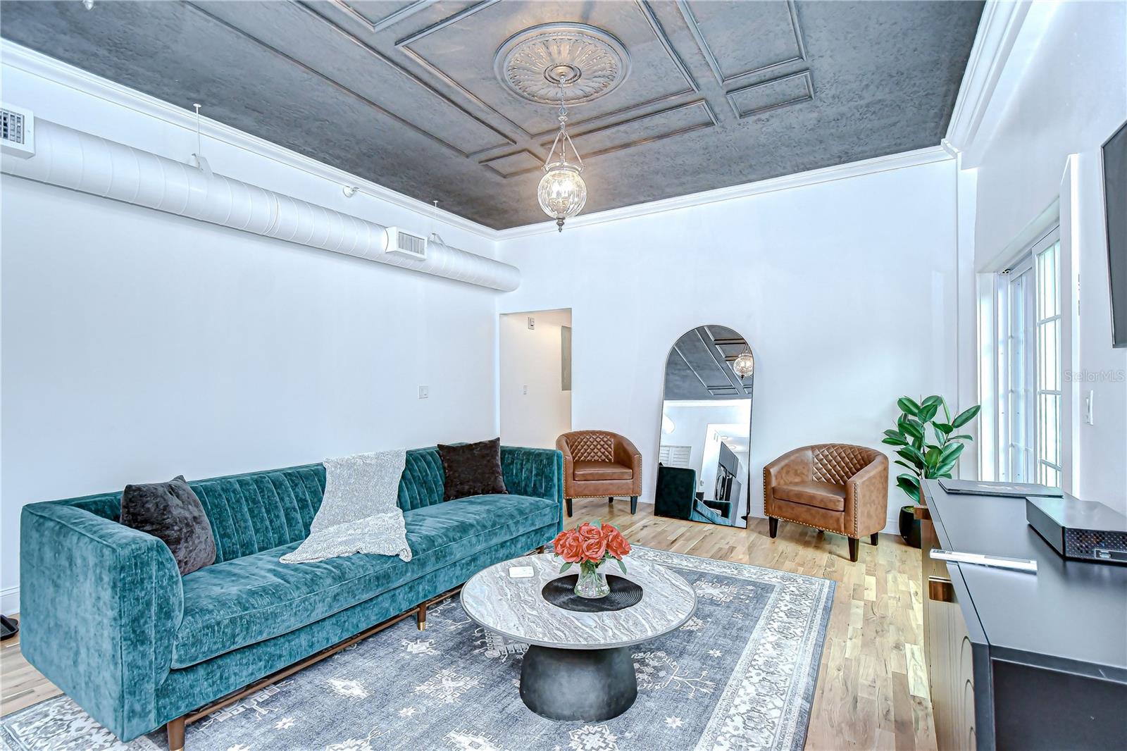 Image 14 of 28 For 215 Central Avenue 2b