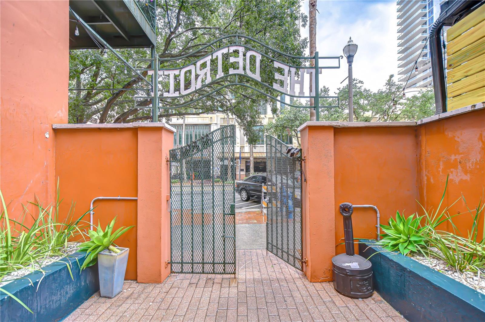 Image 3 of 28 For 215 Central Avenue 2b