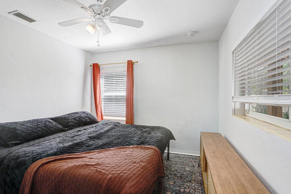 Image 13 of 32 For 5347 10th Street N