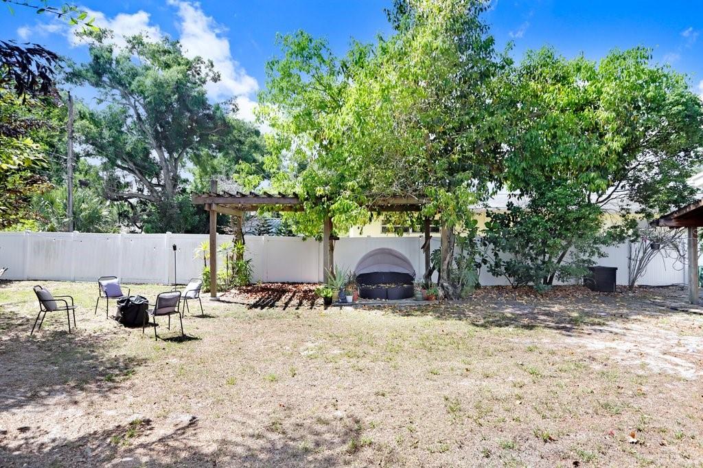 Image 21 of 32 For 5347 10th Street N