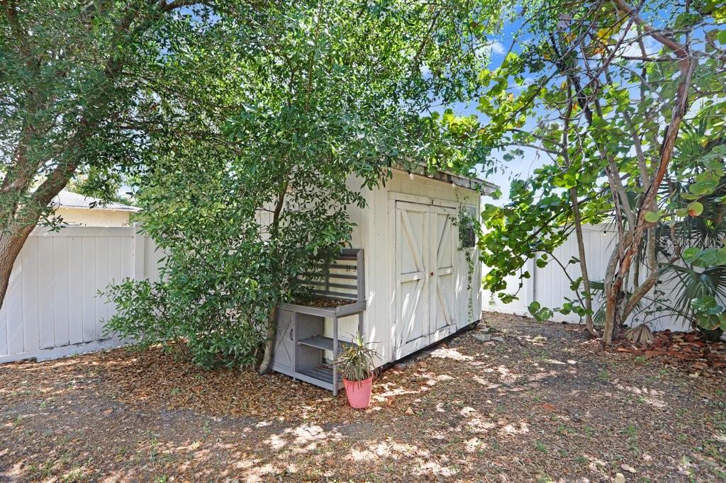 Image 22 of 32 For 5347 10th Street N