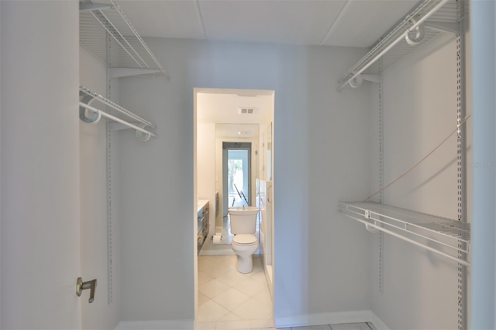 Image 13 of 24 For 3325 Bayshore Boulevard E34