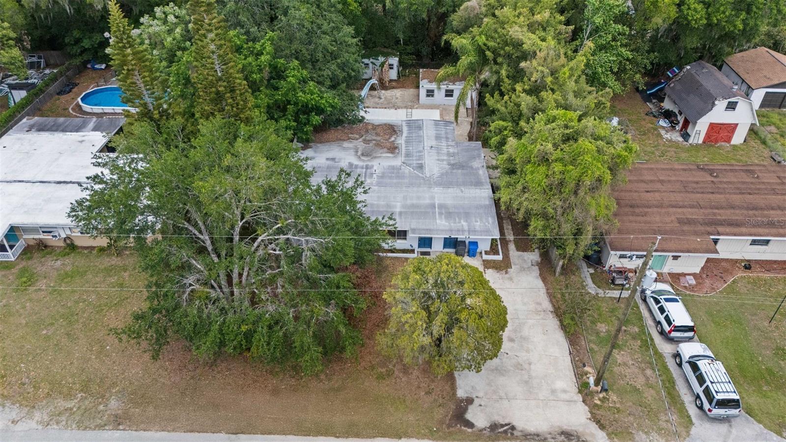 Image 4 of 29 For 924 Valmar Street