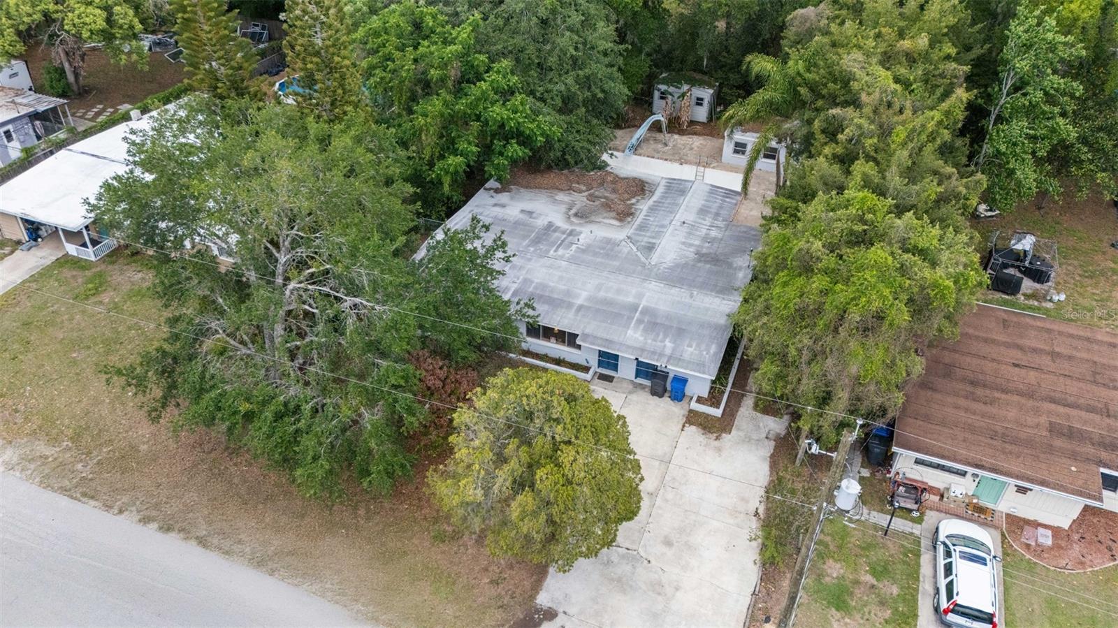 Image 6 of 29 For 924 Valmar Street