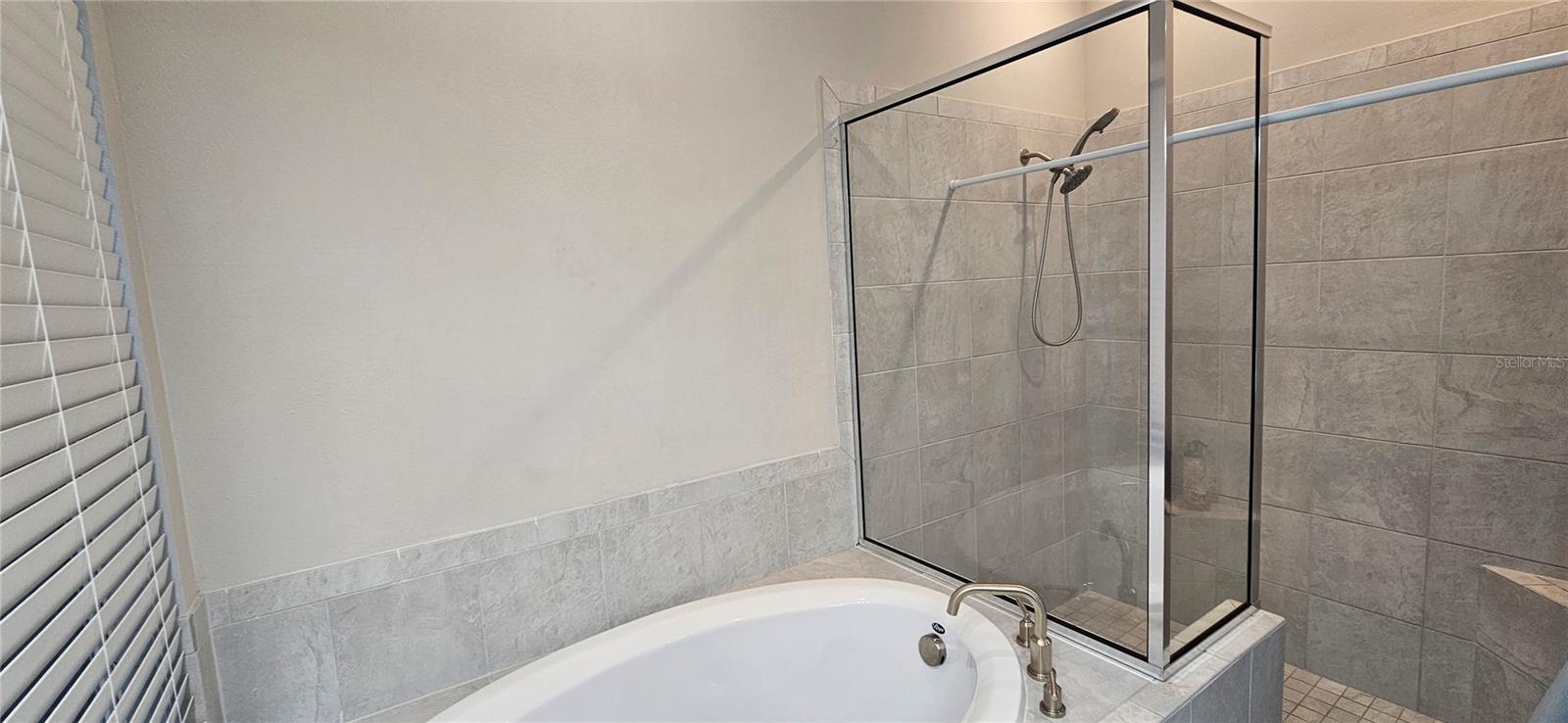 Image 35 of 52 For 13539 Stansil Avenue