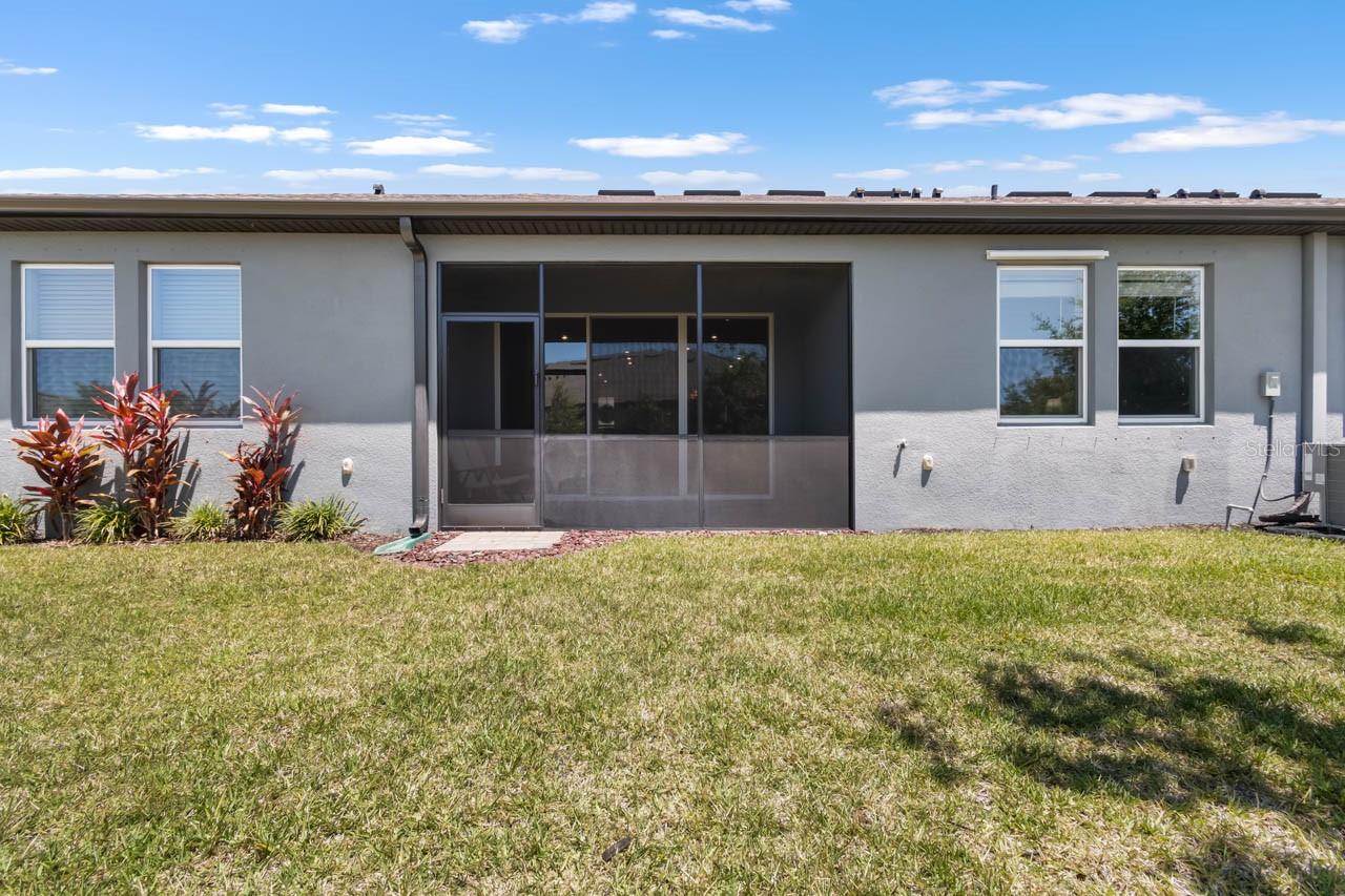 Image 10 of 52 For 3775 Maxwell Park Drive 92