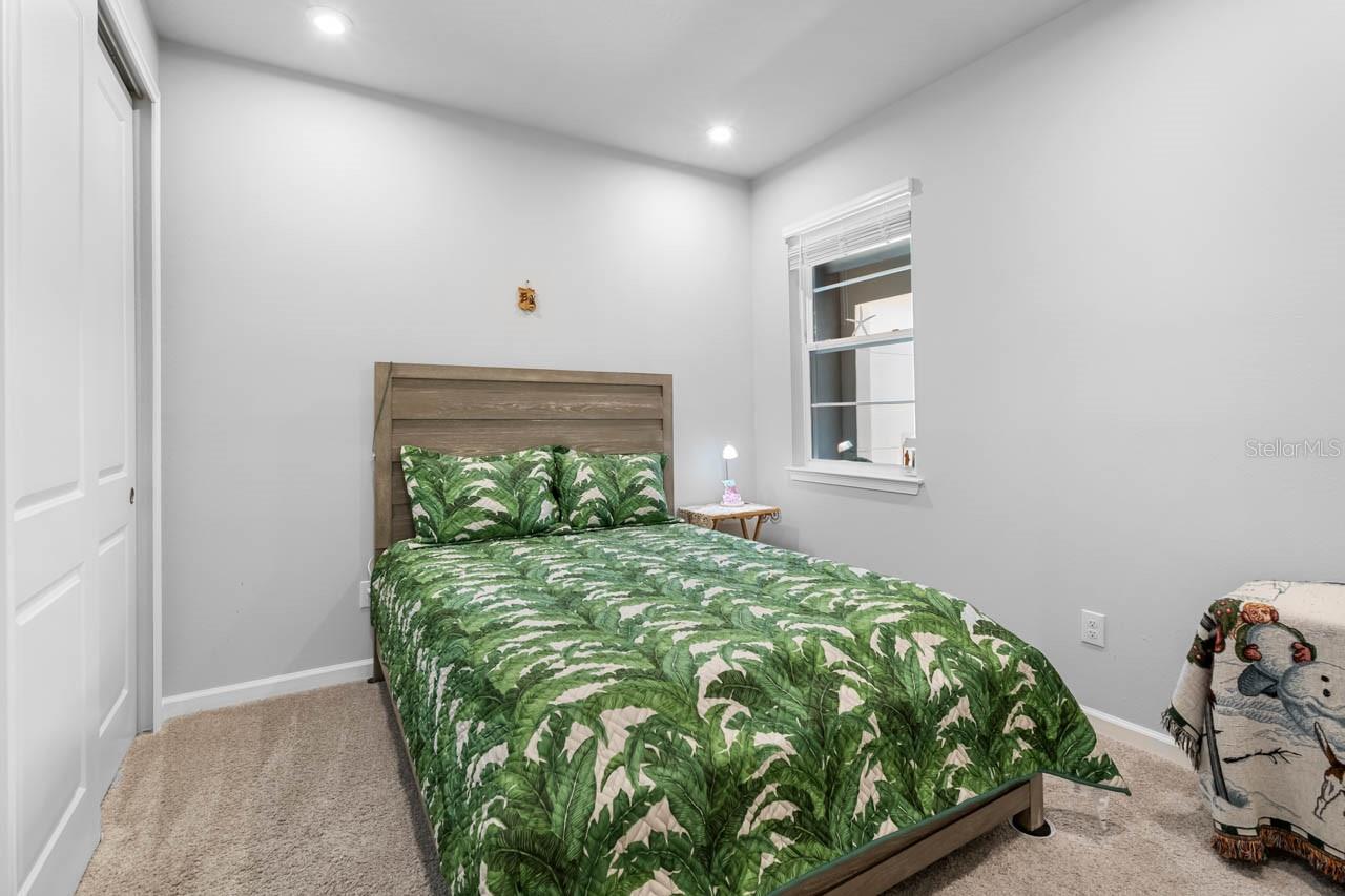 Image 32 of 52 For 3775 Maxwell Park Drive 92