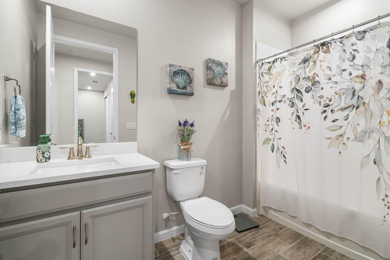 Image 34 of 52 For 3775 Maxwell Park Drive 92