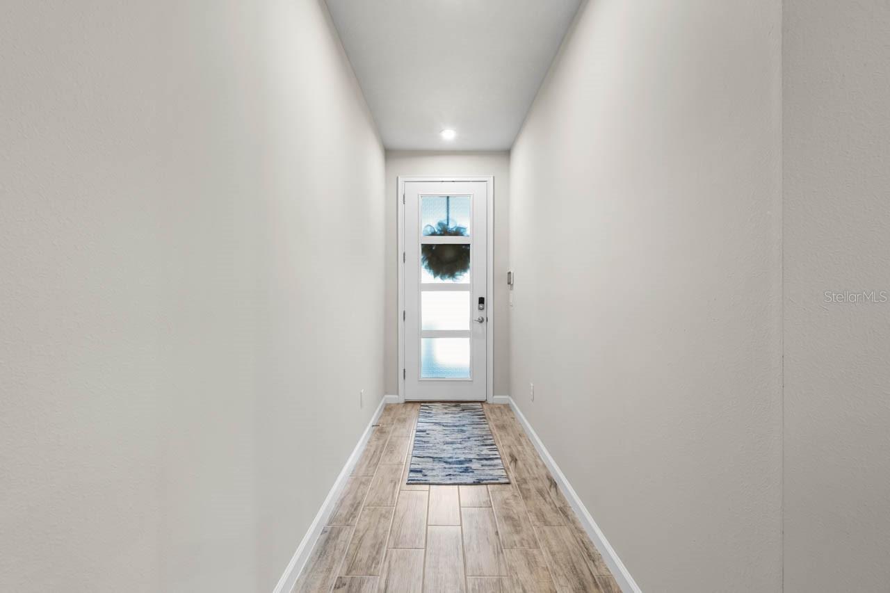 Image 35 of 52 For 3775 Maxwell Park Drive 92