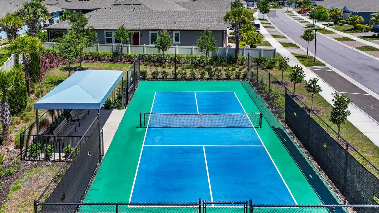 Image 37 of 52 For 3775 Maxwell Park Drive 92