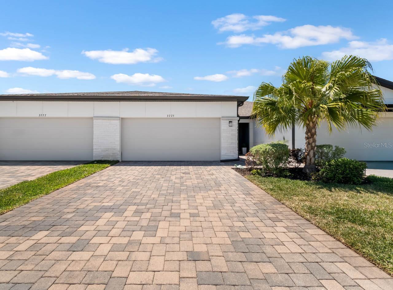 Image 46 of 52 For 3775 Maxwell Park Drive 92