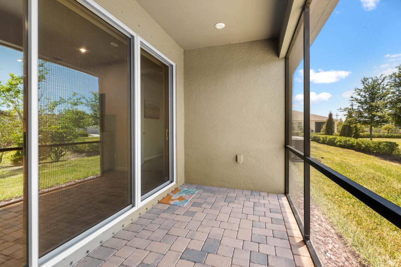 Image 7 of 52 For 3775 Maxwell Park Drive 92