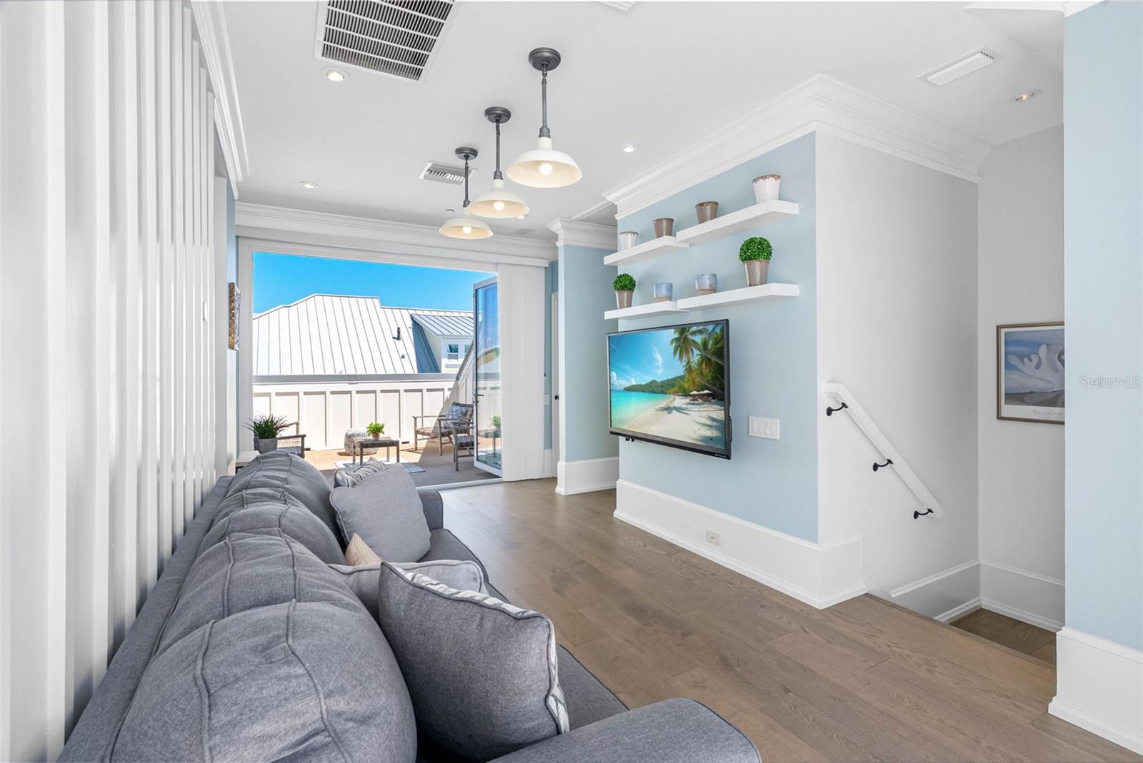 Listing photo id 26 for 19915 Gulf Boulevard 506