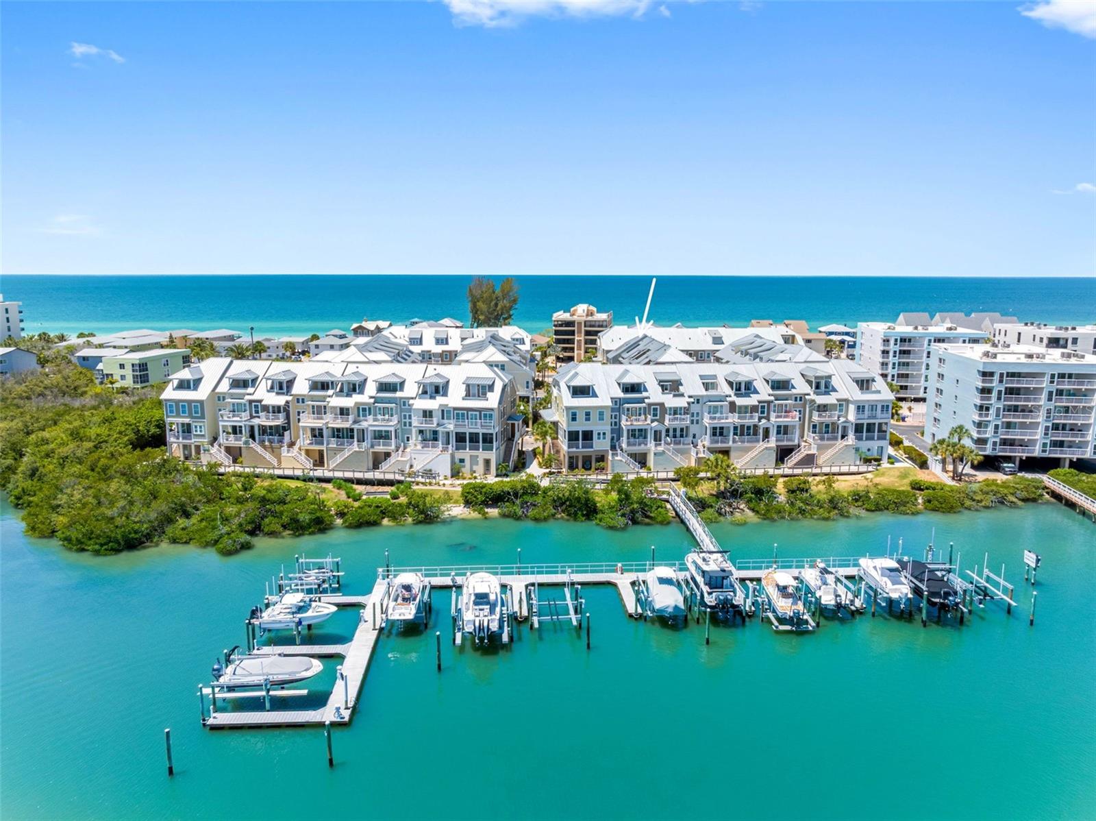Listing photo id 47 for 19915 Gulf Boulevard 506