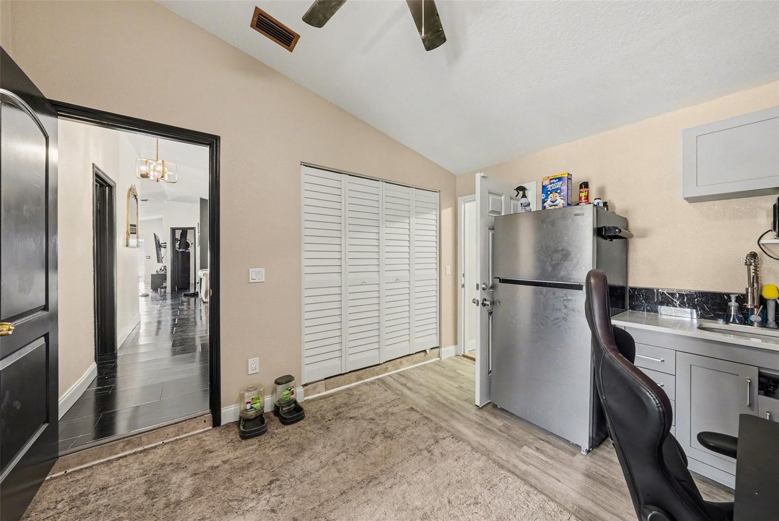 Image 12 of 34 For 10119 Chimney Hill Court