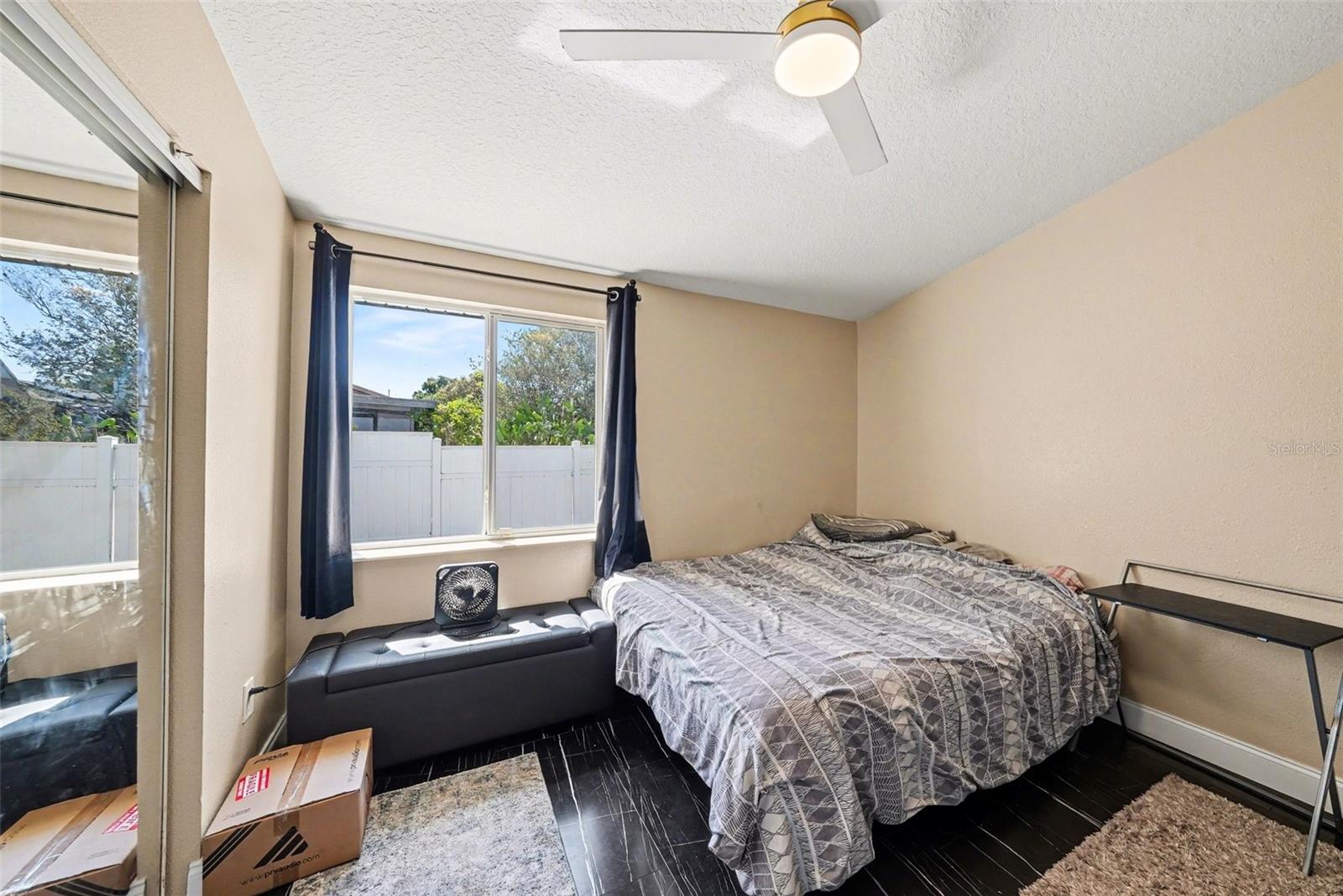 Image 14 of 34 For 10119 Chimney Hill Court