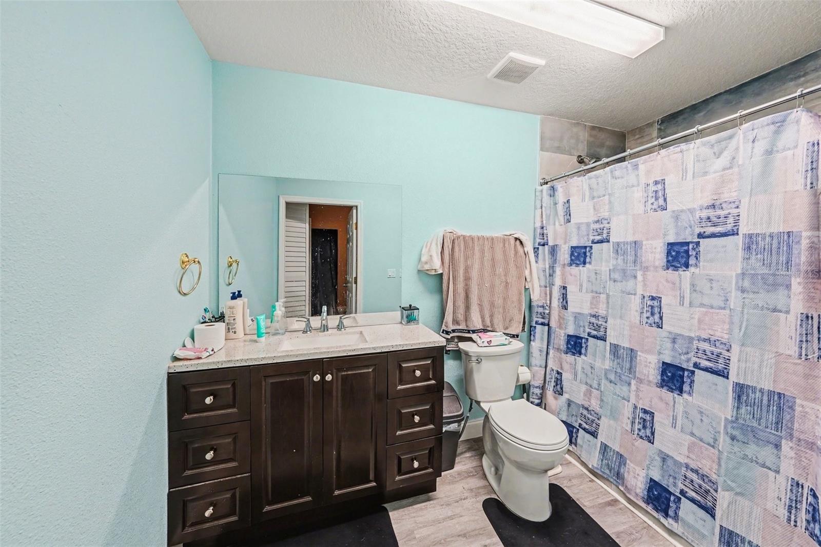 Image 18 of 34 For 10119 Chimney Hill Court