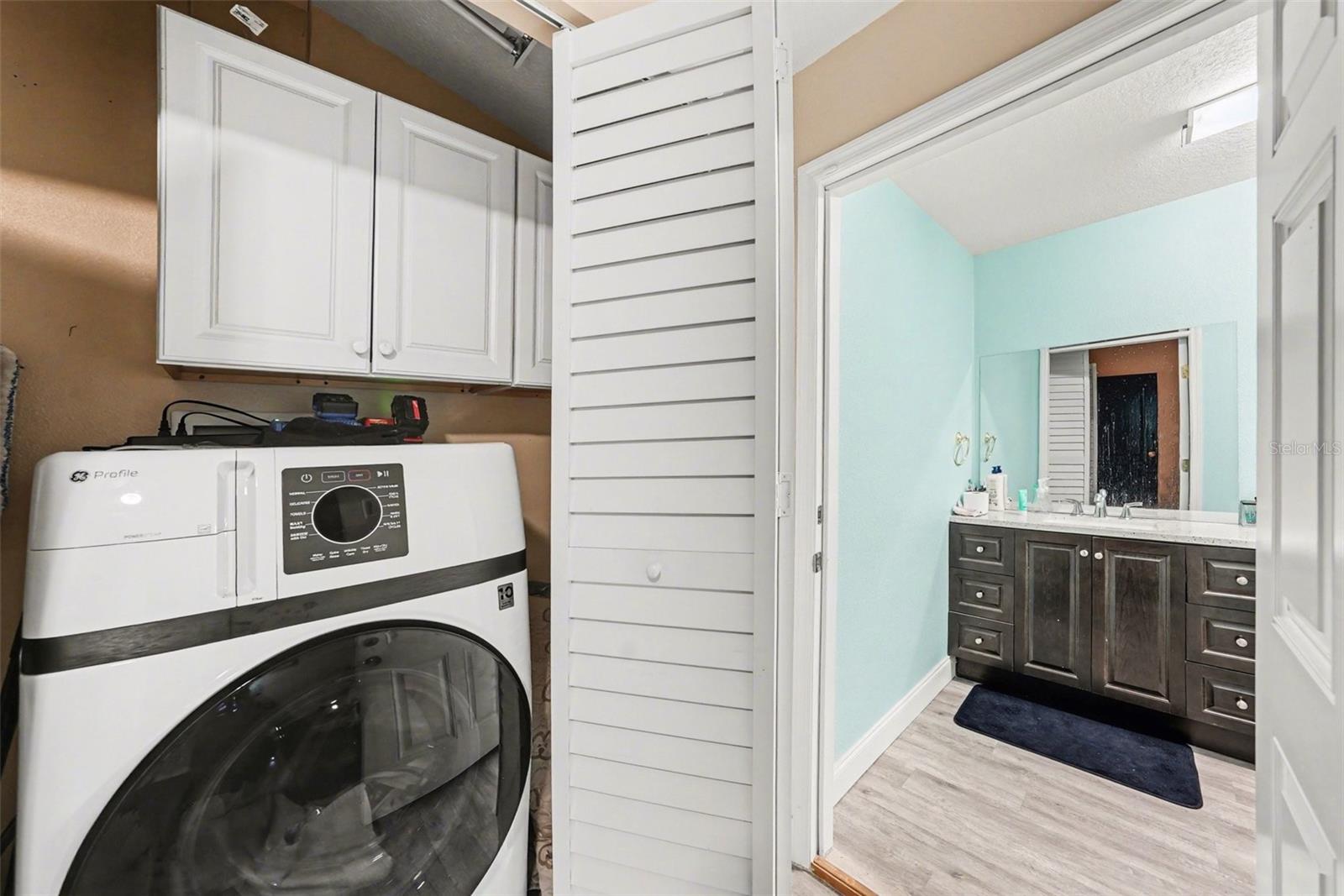 Image 20 of 34 For 10119 Chimney Hill Court