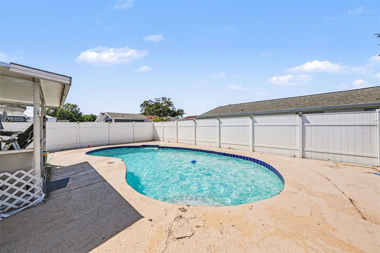 Image 22 of 34 For 10119 Chimney Hill Court