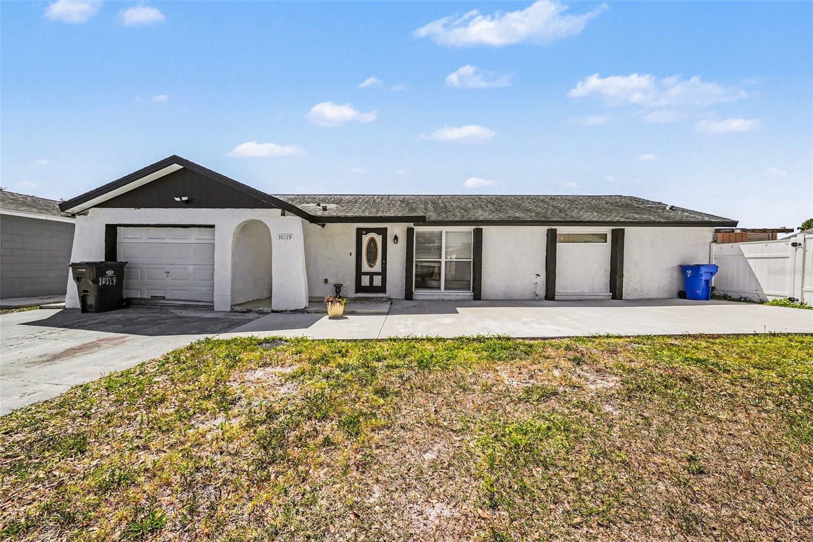 Image 25 of 34 For 10119 Chimney Hill Court