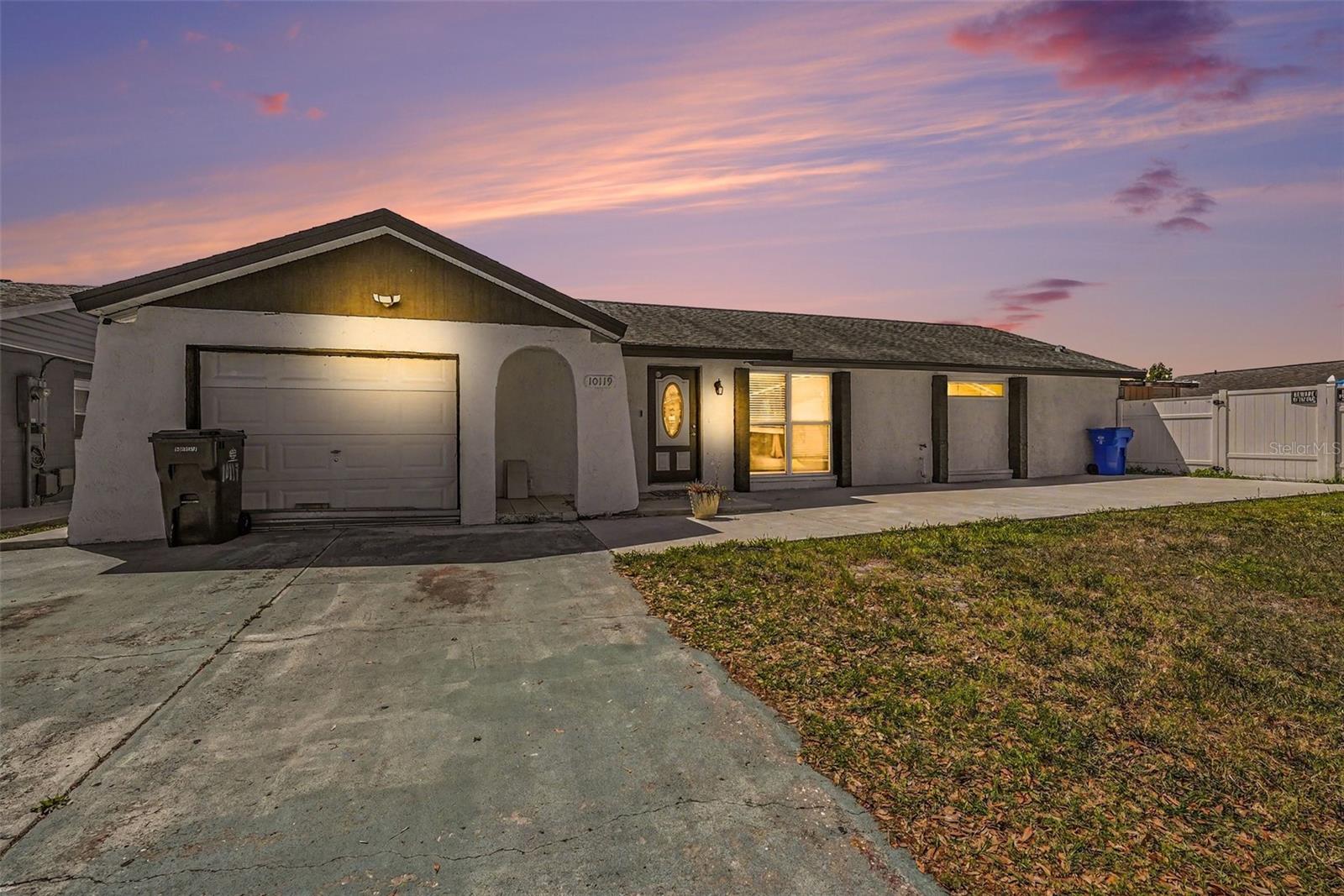 Image 27 of 34 For 10119 Chimney Hill Court