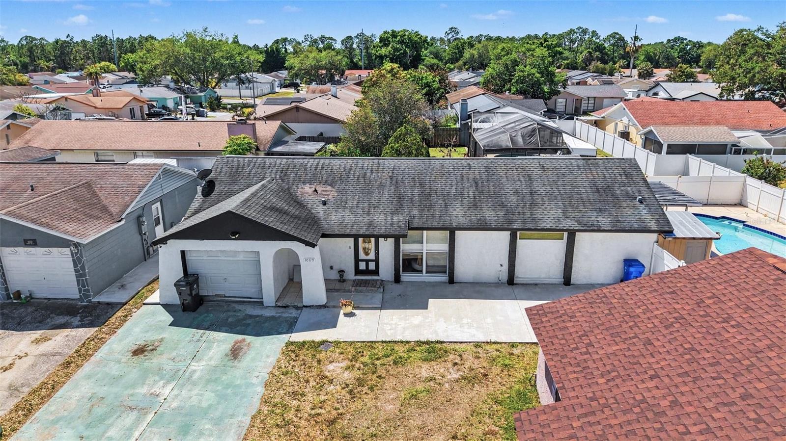 Image 29 of 34 For 10119 Chimney Hill Court