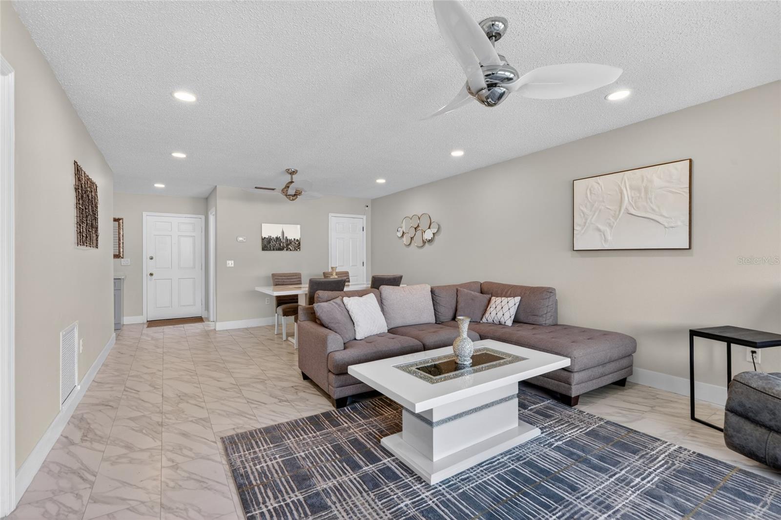 Image 14 of 35 For 19029 Us Highway 19 N 6-16