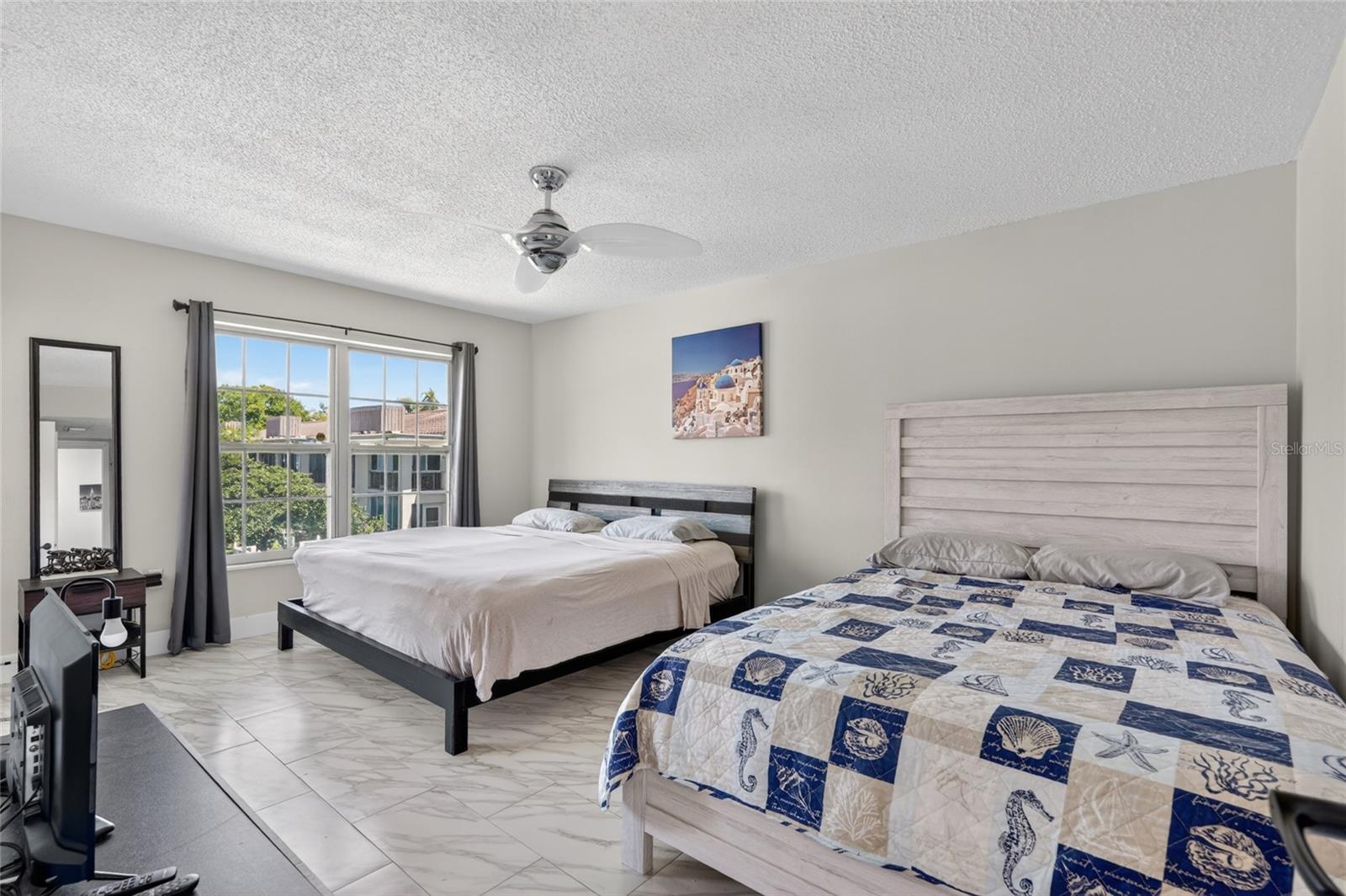 Image 20 of 35 For 19029 Us Highway 19 N 6-16