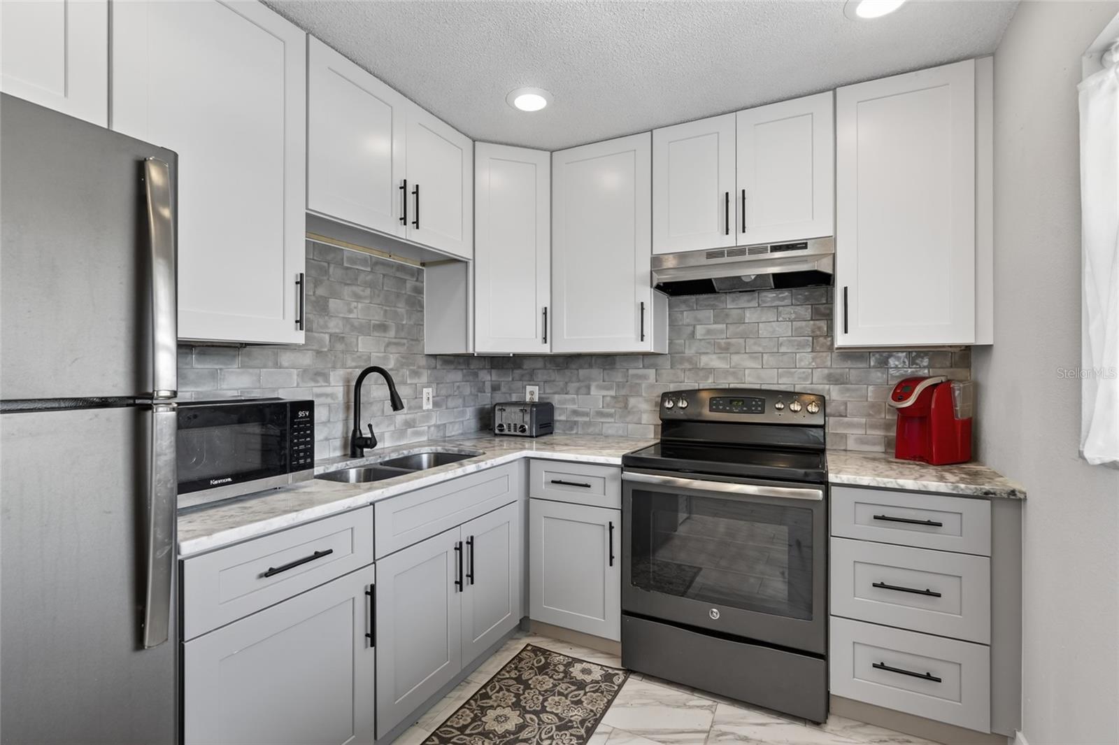 Image 4 of 35 For 19029 Us Highway 19 N 6-16