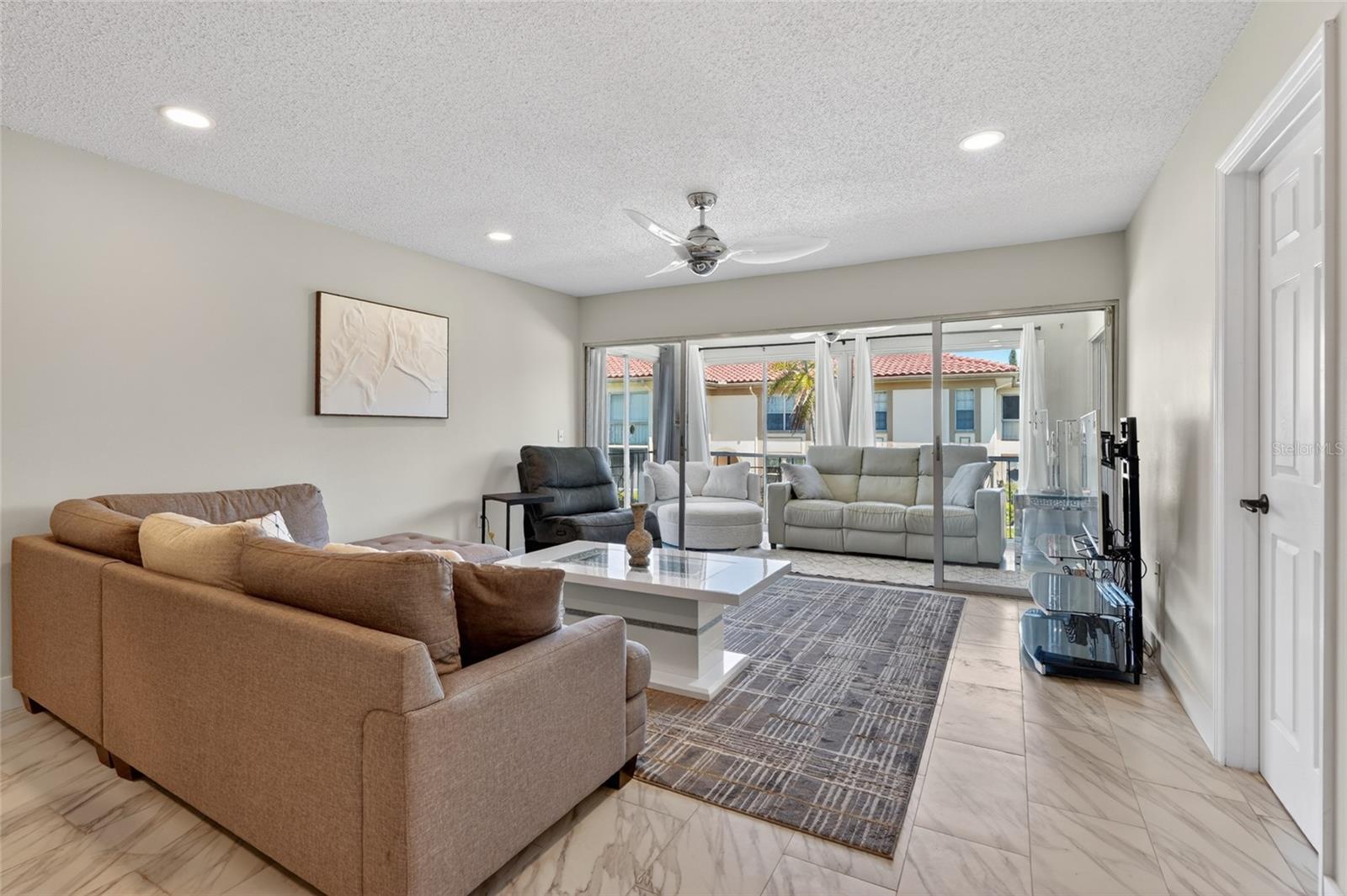 Image 5 of 35 For 19029 Us Highway 19 N 6-16