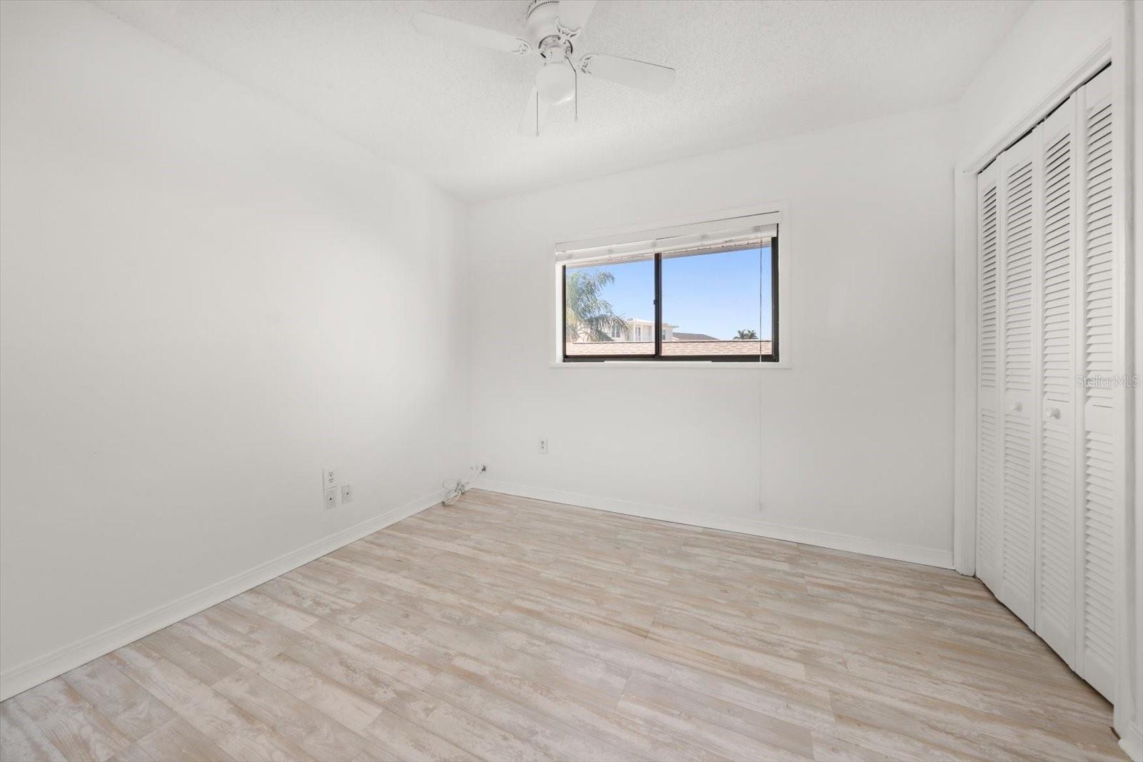 Image 30 of 42 For 218 176th Avenue E