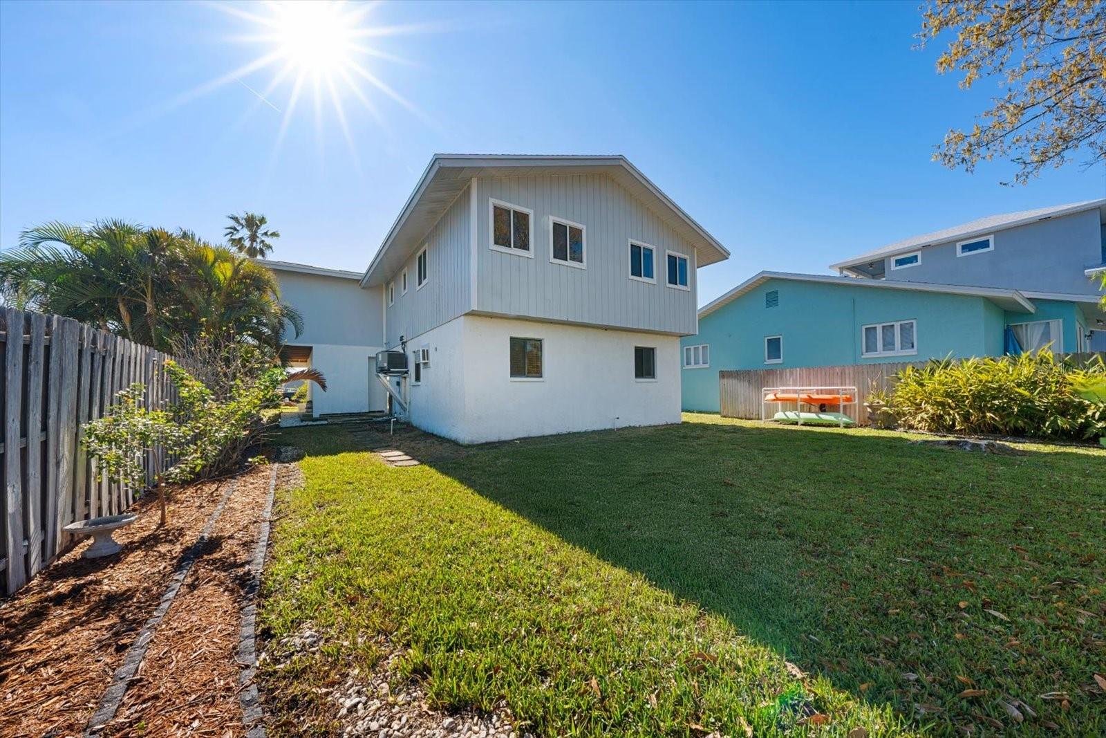 Image 36 of 42 For 218 176th Avenue E