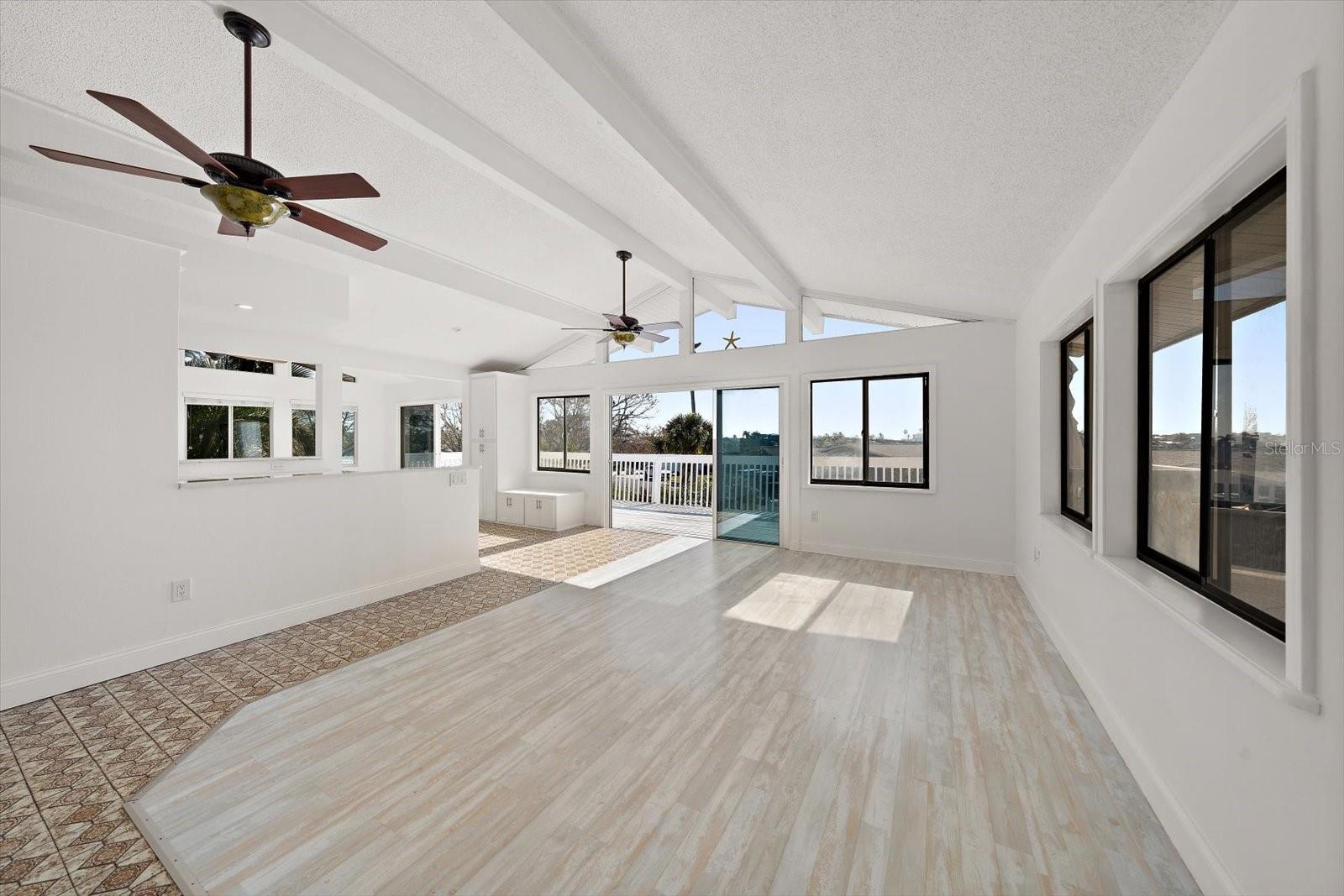 Image 9 of 42 For 218 176th Avenue E