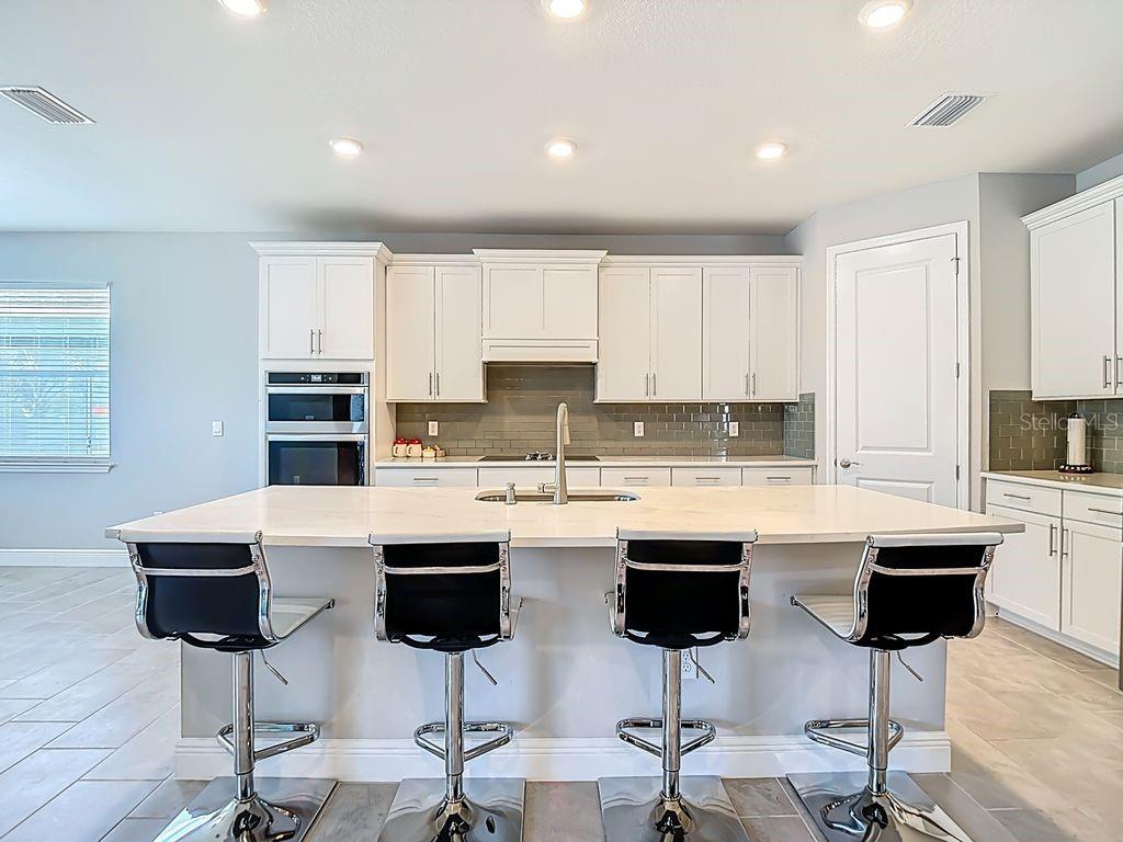 Image 10 of 41 For 23278 Scaglione Drive