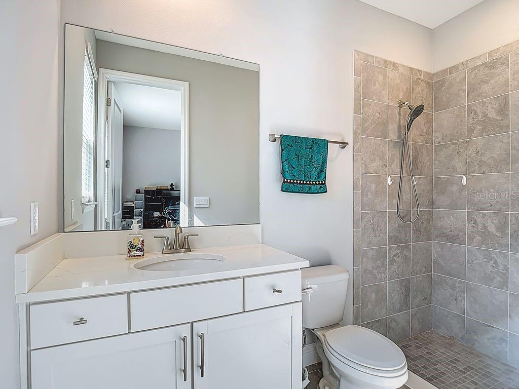 Image 26 of 41 For 23278 Scaglione Drive