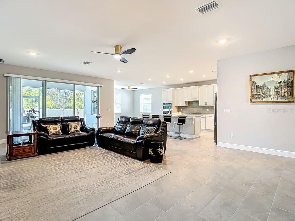 Image 4 of 41 For 23278 Scaglione Drive