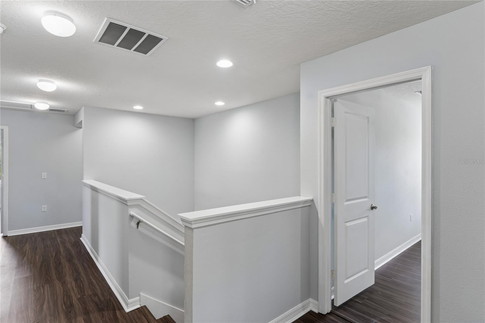 Image 23 of 75 For 15640 Greyrock Drive