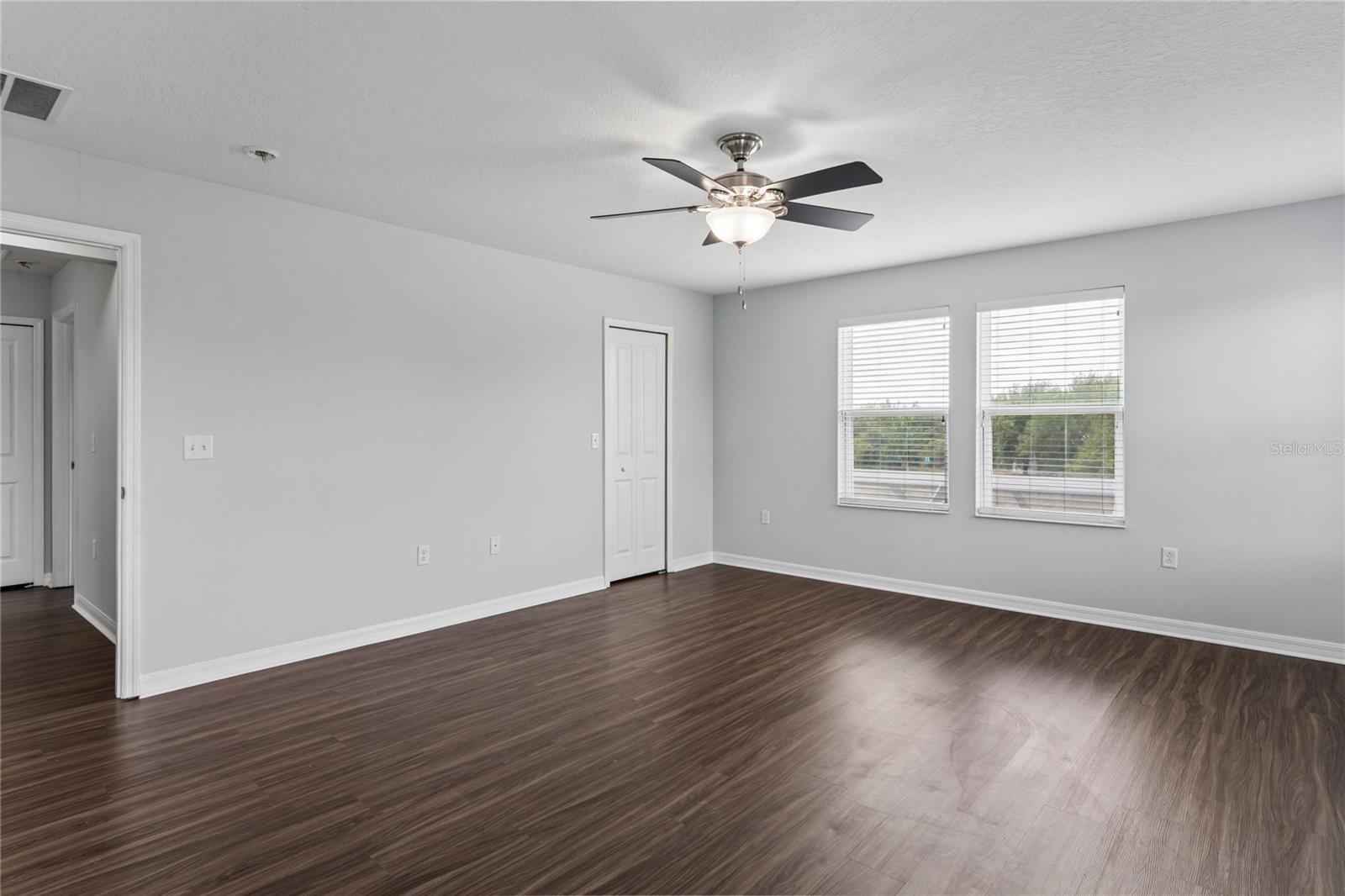 Image 25 of 75 For 15640 Greyrock Drive