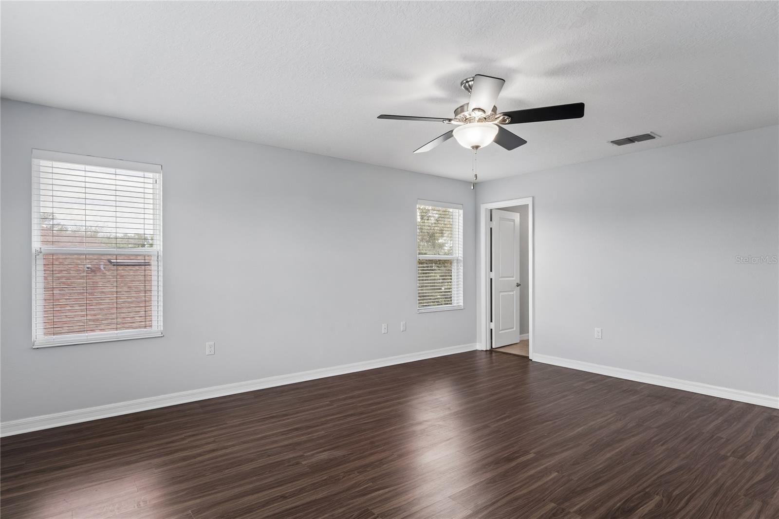 Image 26 of 75 For 15640 Greyrock Drive