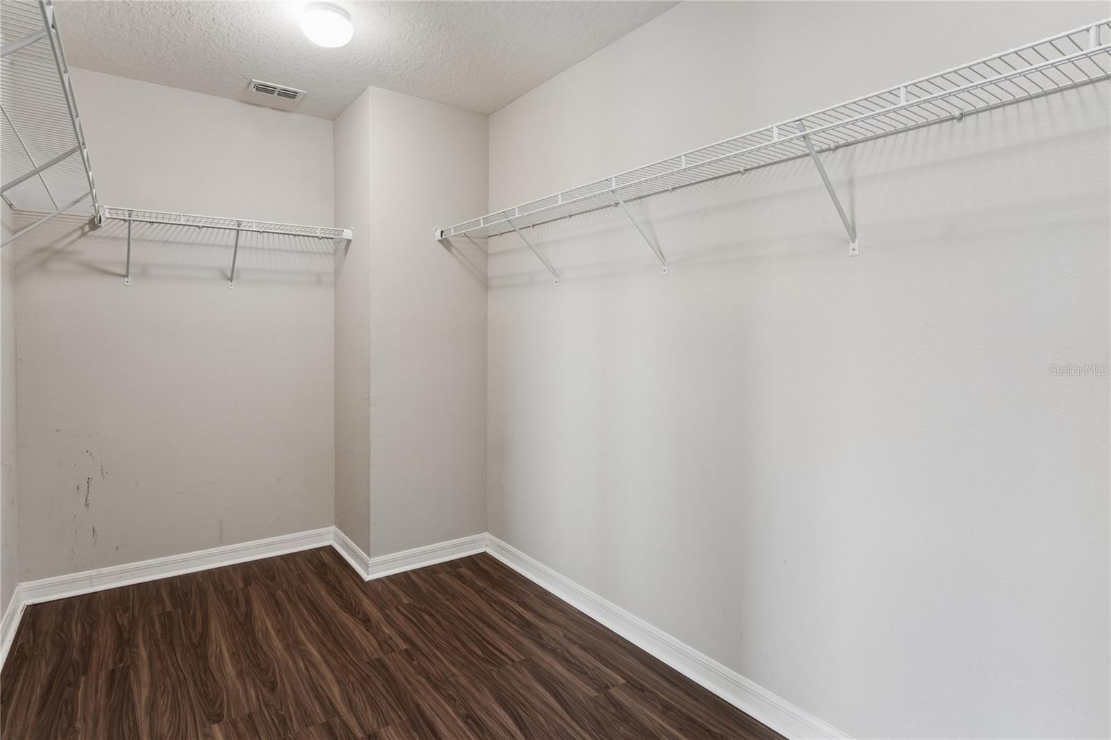 Image 27 of 75 For 15640 Greyrock Drive