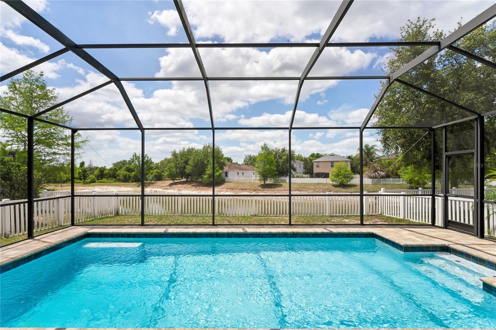 Image 44 of 75 For 15640 Greyrock Drive