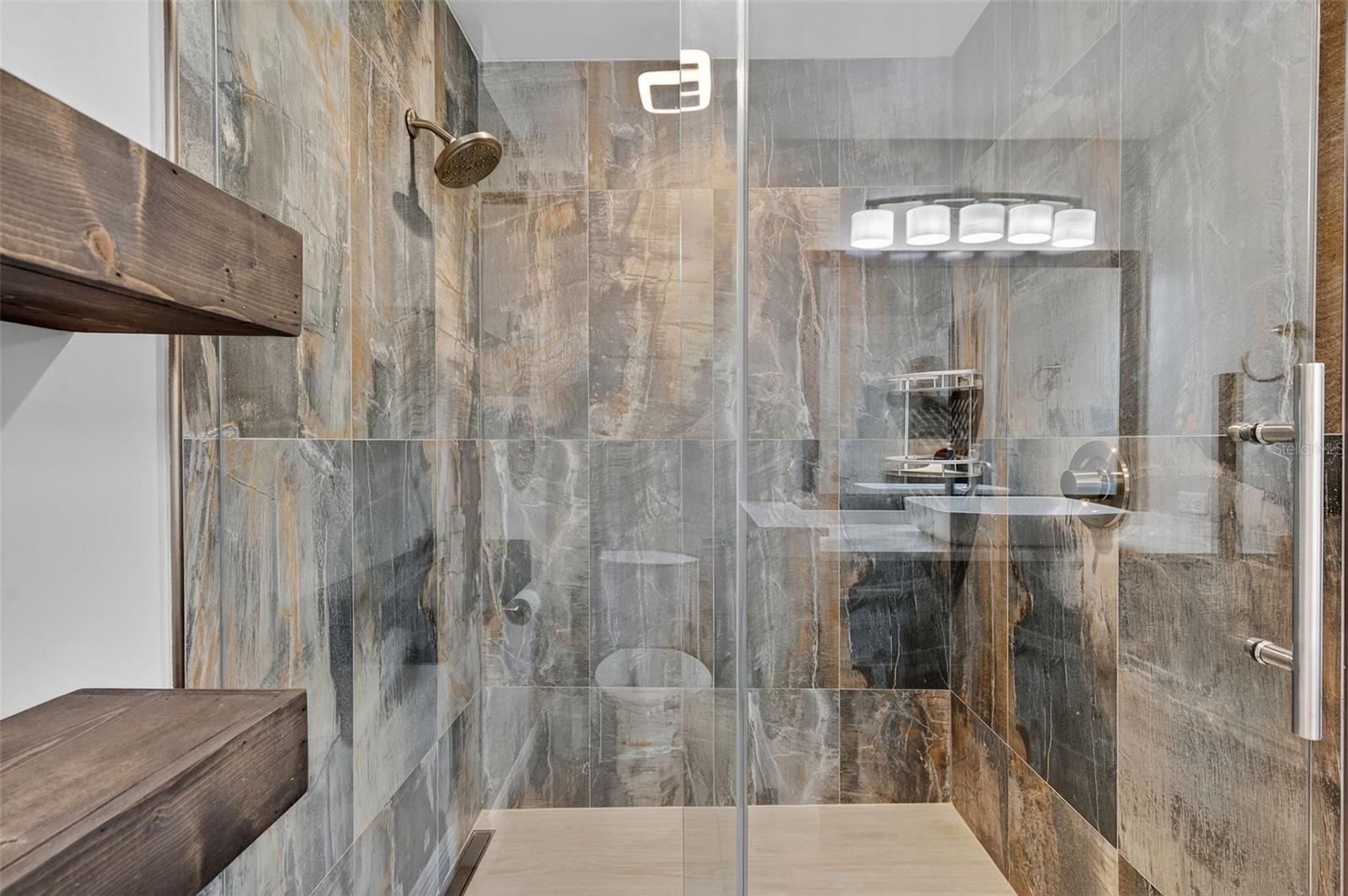 Image 12 of 29 For 175 2nd Street S 802