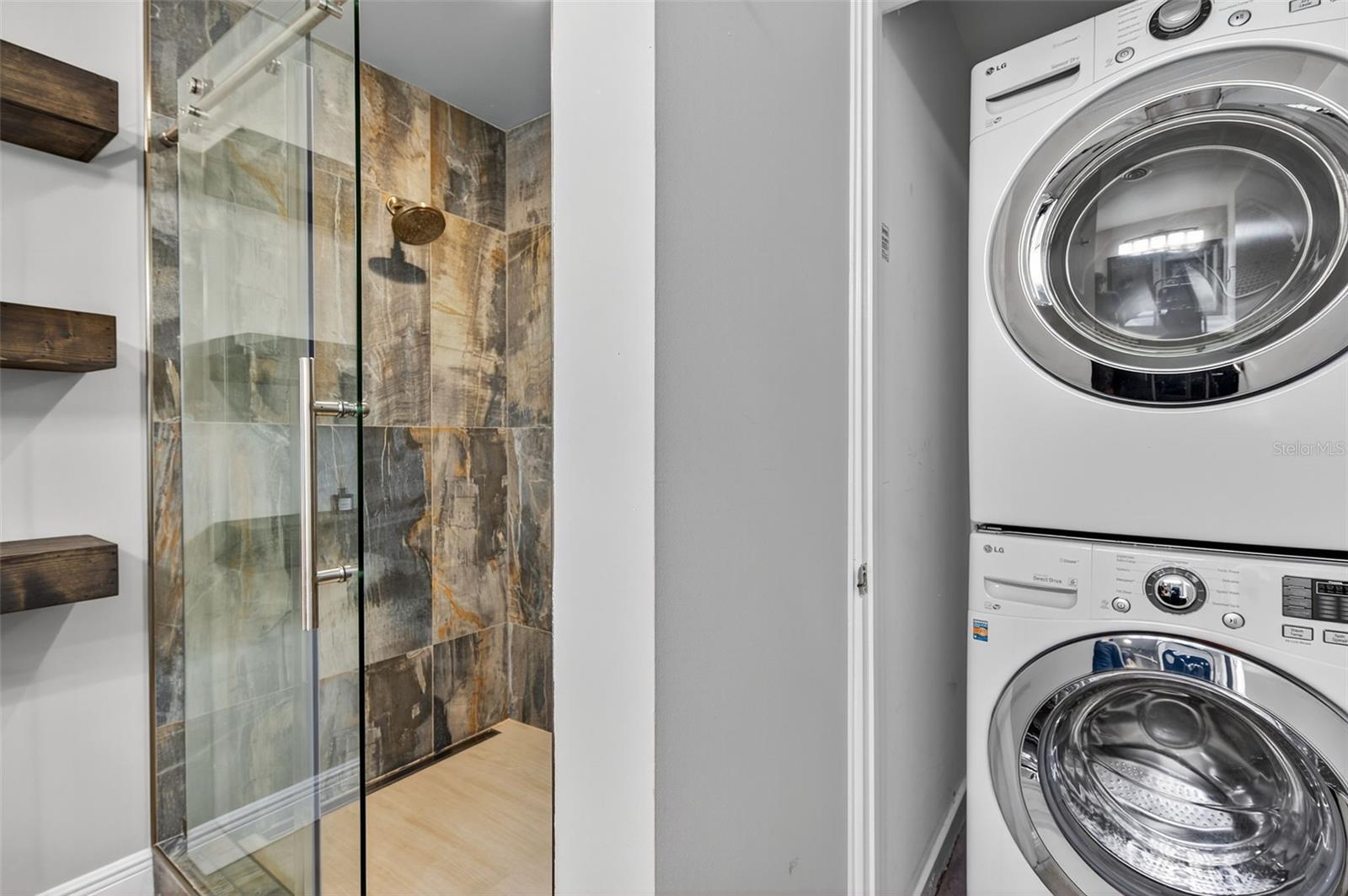 Image 14 of 29 For 175 2nd Street S 802