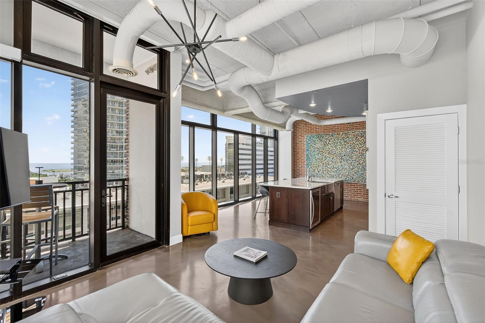 Image 4 of 29 For 175 2nd Street S 802