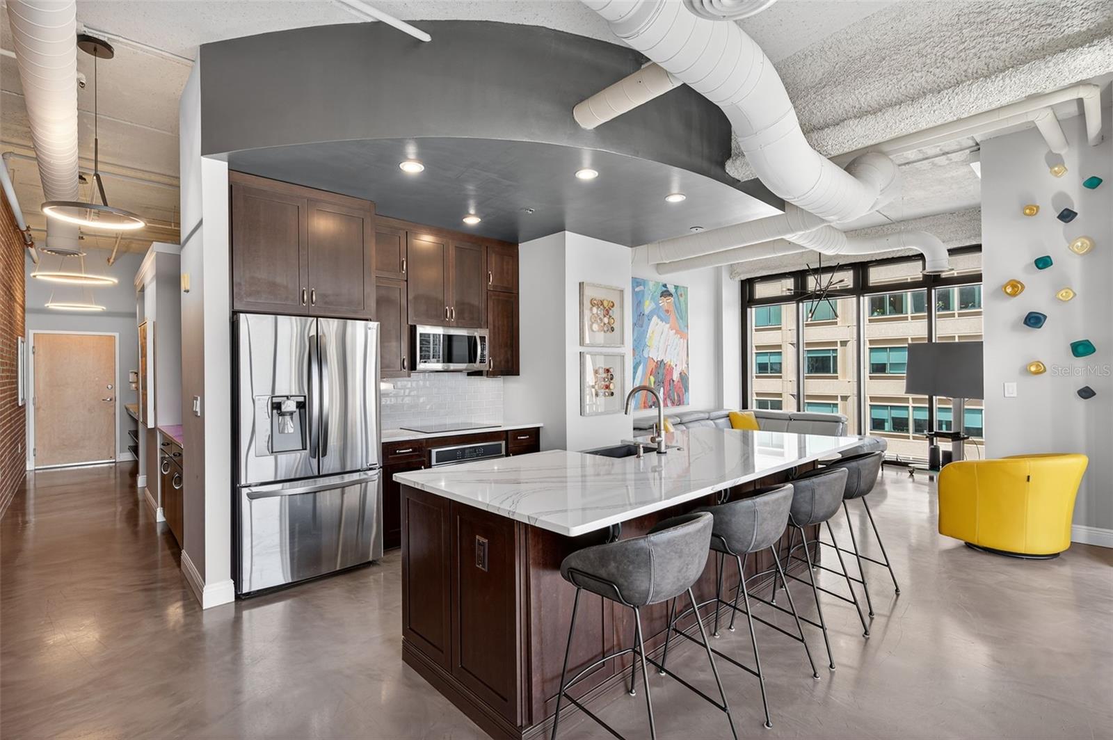 Image 5 of 29 For 175 2nd Street S 802