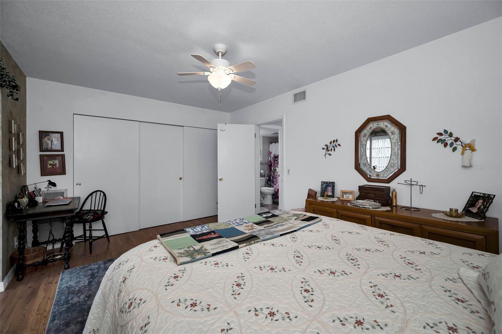 Image 16 of 37 For 2043 Denmark Street 39