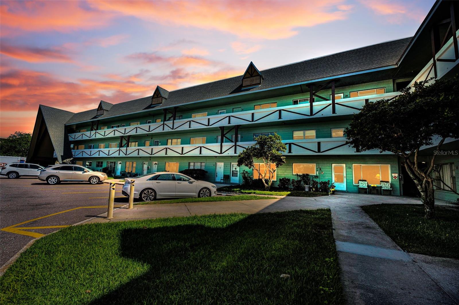 Image 37 of 37 For 2043 Denmark Street 39